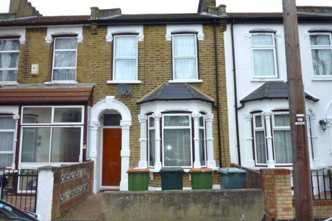 2 bedroom apartment to rent, St Georges Square, Forest Gate E7 8HN