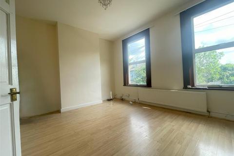 2 bedroom apartment to rent, St Georges Square, Forest Gate E7 8HN