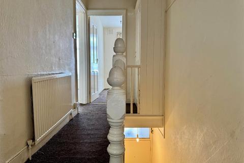 3 bedroom apartment for sale, Sheringham Avenue London, E12 5PF