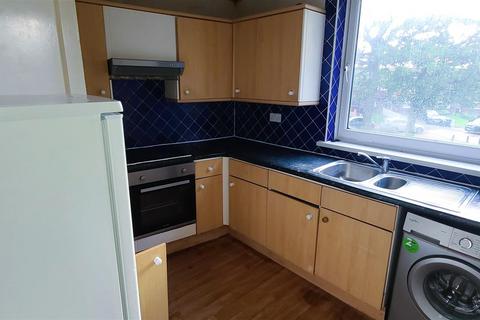 2 bedroom apartment for sale, Baywood Square, Chigwell