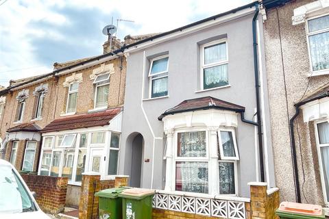 3 bedroom terraced house for sale, Dongola Road, London E13 0AZ