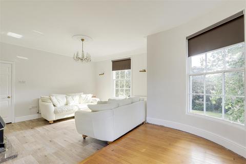 2 bedroom apartment for sale, The Cedars, Sherwood NG5