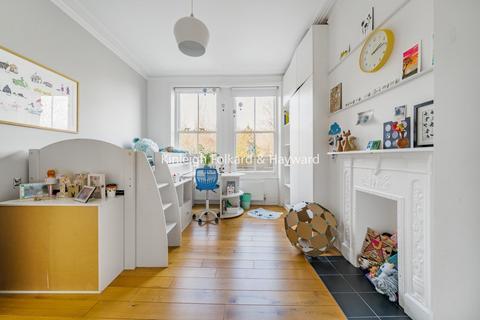 87 Redston Road, London, N8 7HG