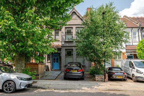 87 Redston Road, London, N8 7HG
