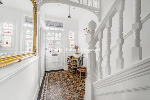 87 Redston Road, London, N8 7HG