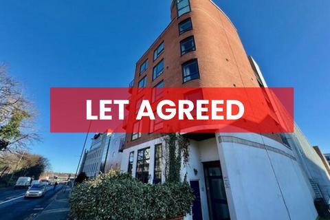 2 bedroom flat to rent, North Street, Leeds LS2