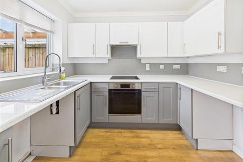 2 bedroom terraced house for sale, Armscroft Gardens, Elmbridge, Gloucester