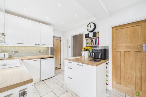 4 Romney Gardens, Bexleyheath, DA7 5HA