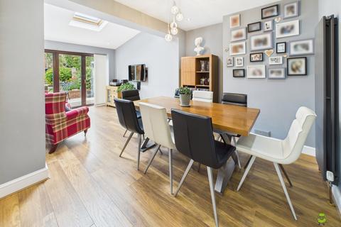 4 Romney Gardens, Bexleyheath, DA7 5HA