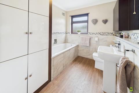4 Romney Gardens, Bexleyheath, DA7 5HA