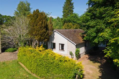 4 bedroom detached bungalow for sale, Methven, Perth