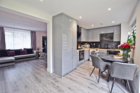 232 Broadway, Gillingham, ME8 6DT