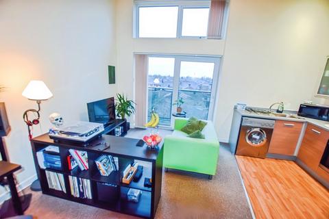 1 bedroom flat for sale, Eccles Fold, Eccles, M30