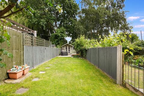 2 bedroom terraced house for sale, Canterbury Lane, Rainham