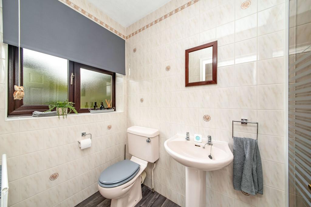 Bedroom one en suite shower room