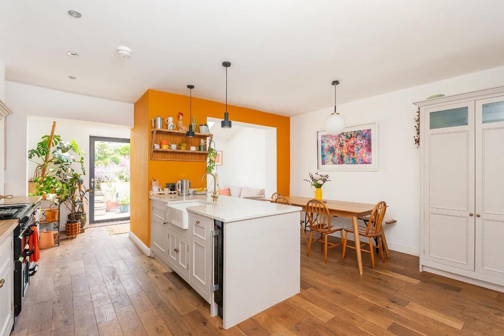 2 S8 RBN - Kitchen Diner H.jpg