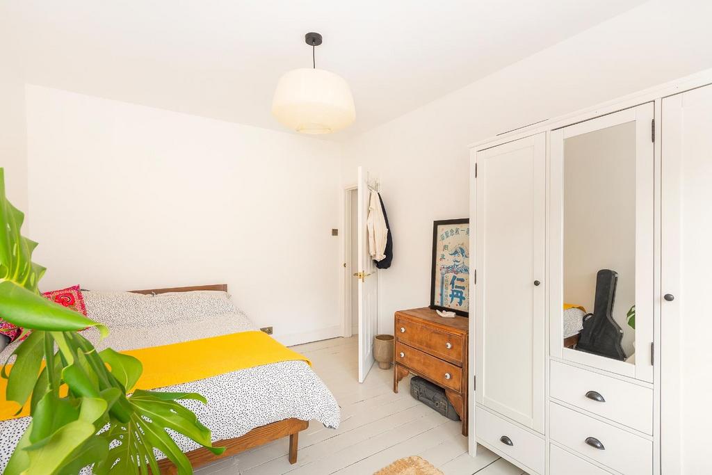 2 S8 RBN - Bedroom E.jpg