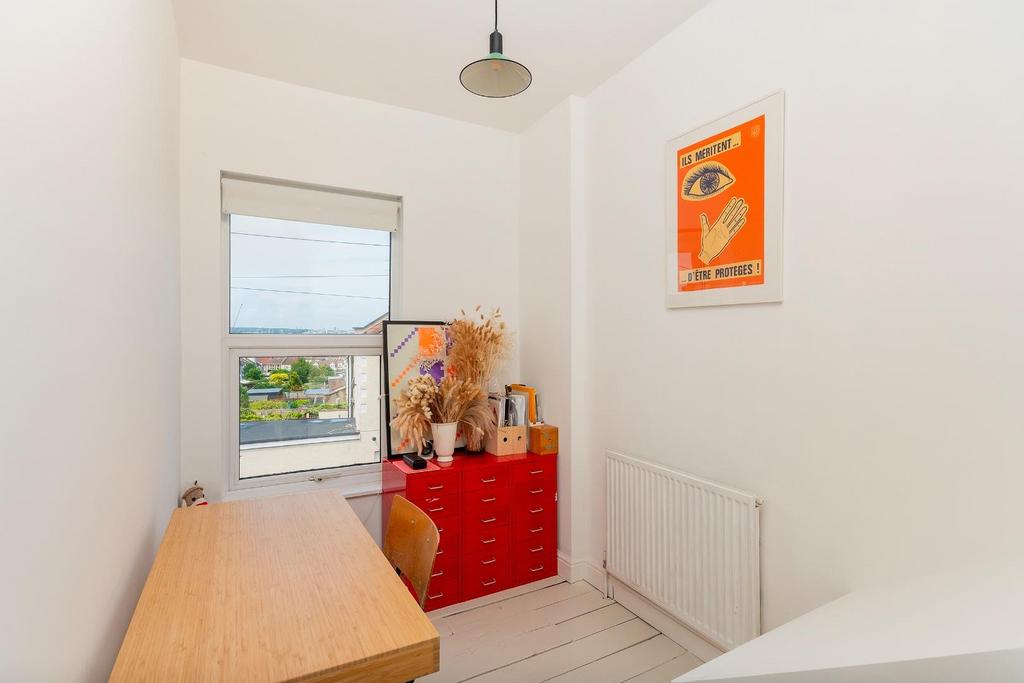 2 S8 RBN - Bedroom J.jpg