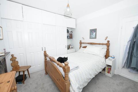 42 Sidegate Lane, Ipswich, IP4 4HX