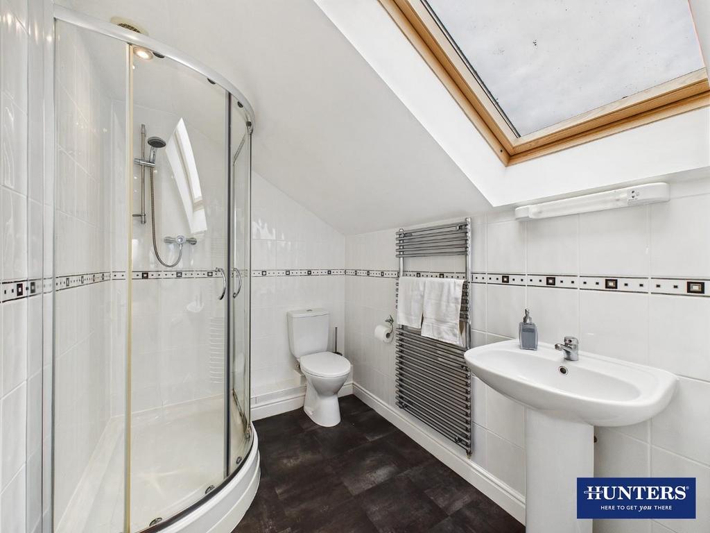 Bedroom Seven - En-Suite