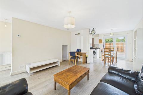 3 bedroom detached house for sale, Badgers Close, Leicester LE4