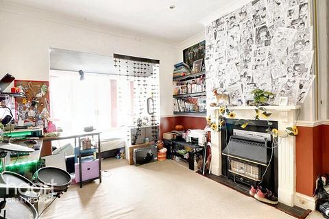 60 Stanhope Park Road, Greenford, UB6 9LU