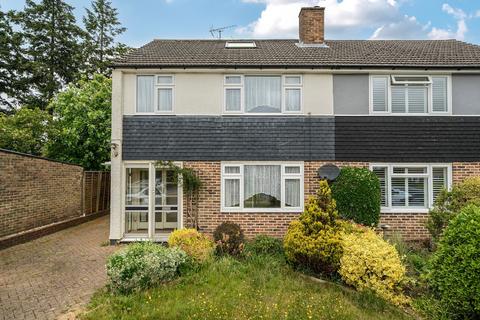 4 bedroom semi-detached house for sale, Fern Close, Warlingham CR6