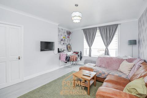3 bedroom flat for sale, Kelvin Drive, Airdrie ML6