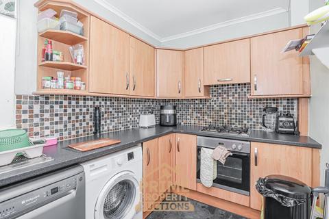 3 bedroom flat for sale, Kelvin Drive, Airdrie ML6