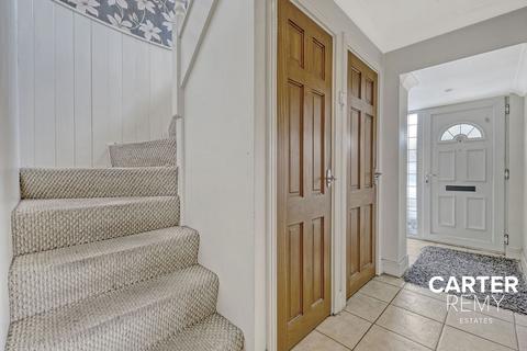 13 Botelers, Basildon, SS16 5SE