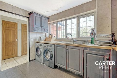 13 Botelers, Basildon, SS16 5SE