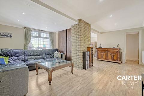 13 Botelers, Basildon, SS16 5SE
