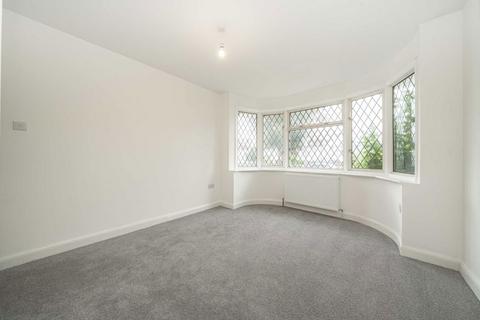 14 Glasbrook Avenue, Twickenham, TW2 6AH
