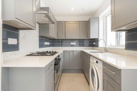 14 Glasbrook Avenue, Twickenham, TW2 6AH