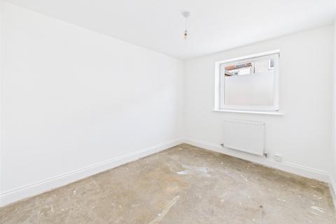 2 bedroom apartment for sale, Hare Lane, Gloucester, Gloucestershire, GL1