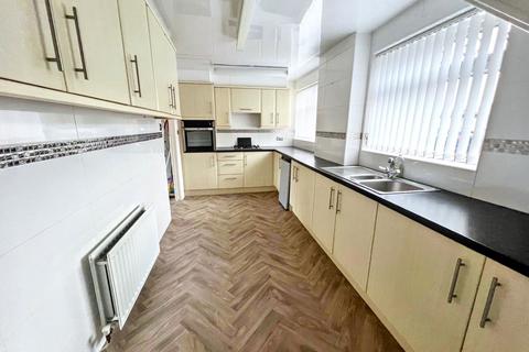 3 bedroom semi-detached house for sale, Truro Grove, North Shields, Tyne and Wear, NE29 8PJ