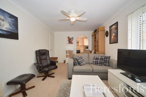 1 bedroom apartment for sale, Frazer Close, Romford, RM1