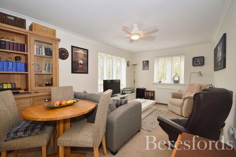 1 bedroom apartment for sale, Frazer Close, Romford, RM1