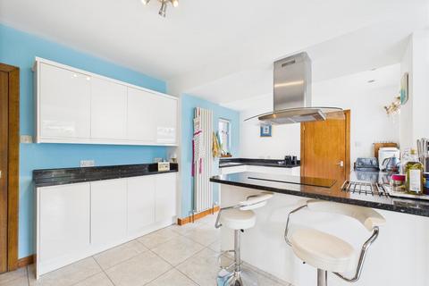 1 St. Marys Drive, Perth, PH2 7BY
