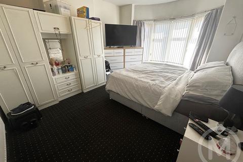 33 Cornwall Avenue, Blackpool, FY2 9QN