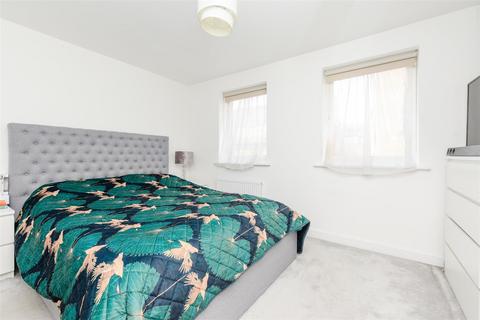96 Central Road, Dartford, DA1 5UN
