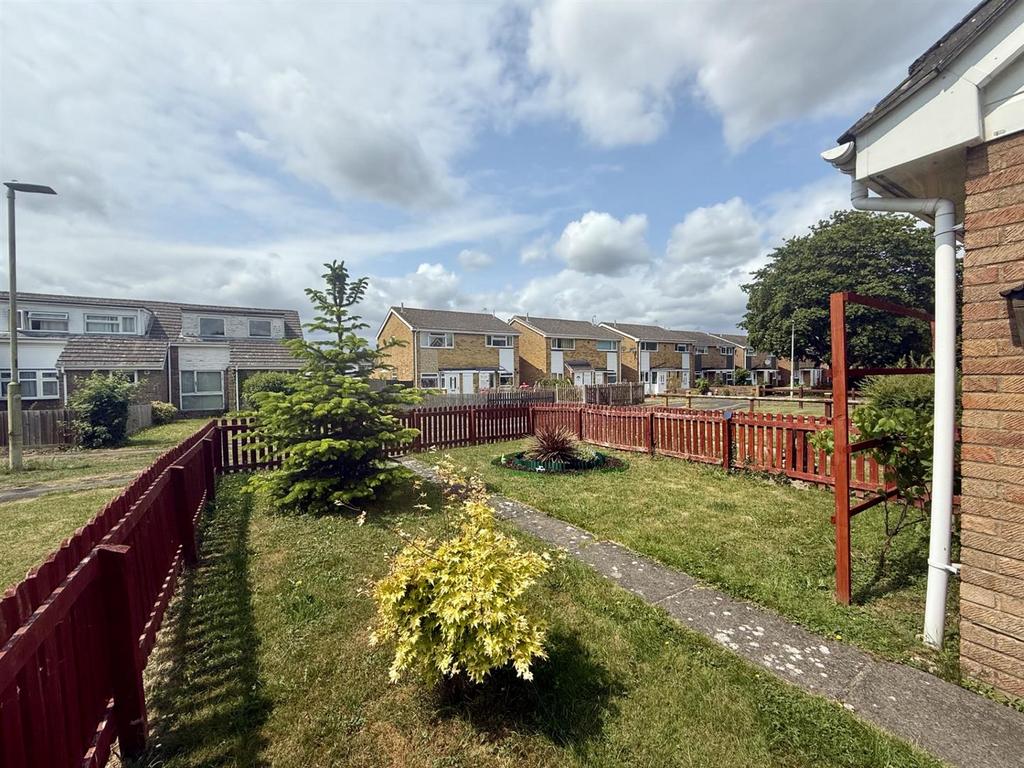 Front Garden.jpg