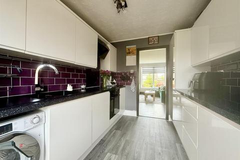 undefined, Redwood Close, Gloucester GL1