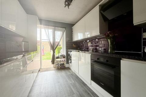 undefined, Redwood Close, Gloucester GL1