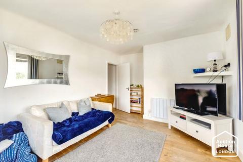 2 bedroom flat for sale, Flat 19 Sandacres, 3 Banks Road, Poole, Dorset, BH13 7PW
