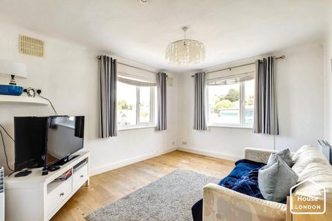 2 bedroom flat for sale, Flat 19 Sandacres, 3 Banks Road, Poole, Dorset, BH13 7PW