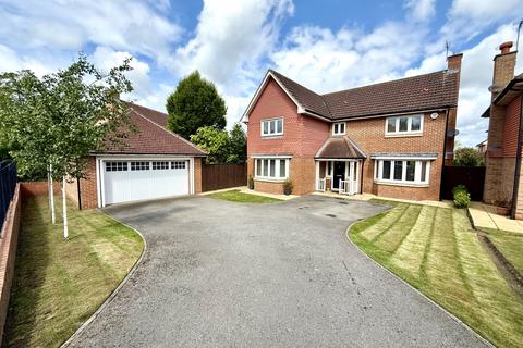 4 bedroom detached house for sale, Serpentine Road, Tunstall Area