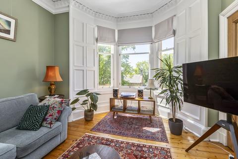2f2, 207 Bruntsfield Place, Edinburgh, EH10 4DH