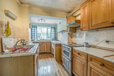 3 bedroom end of terrace house for sale, Warren Road, Brighton