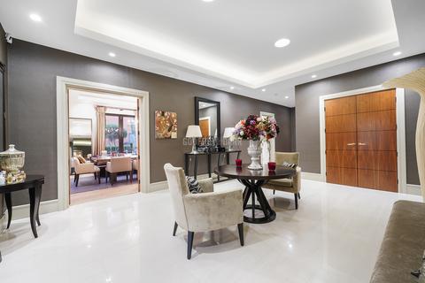 3 bedroom apartment to rent, London N2